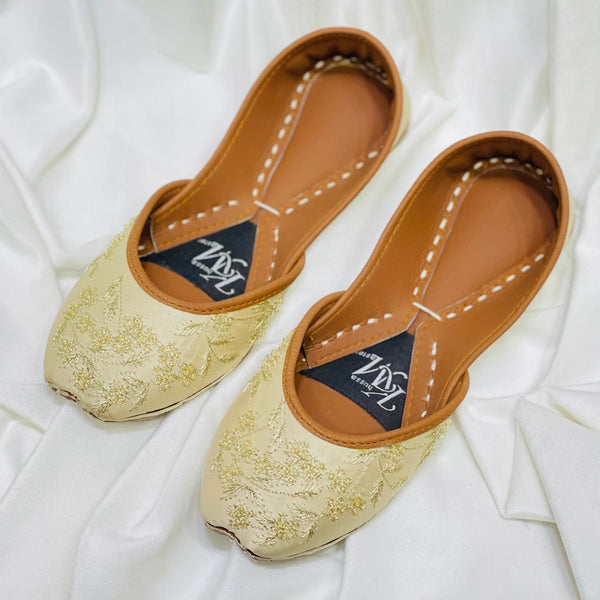 Khussa Master - CUT DANA Pakistani Ethinc Wear Khussa
