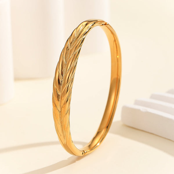 REET PEHAL - Luxe Gold Leaf Imprint Cuff
