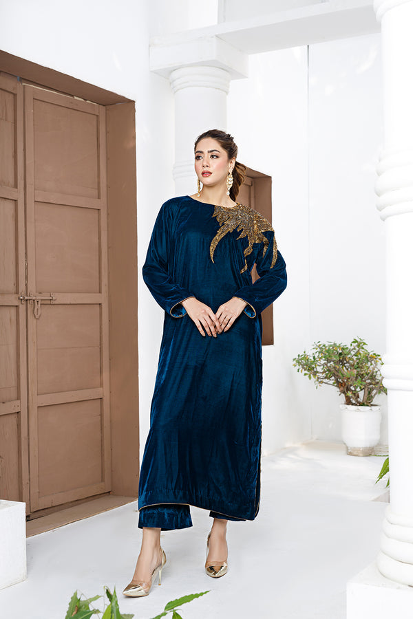 Anayra Amal - Falak 2PC Stitched Velvet Hand Worked Teal Pakistani Dress