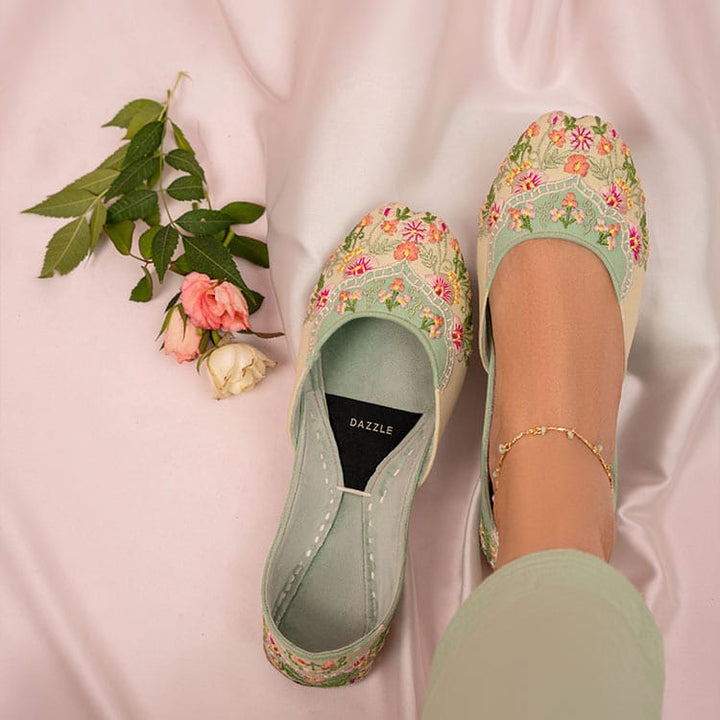 Bubble Gum-Khussa-kolhapuri-dazzle-by-sarah