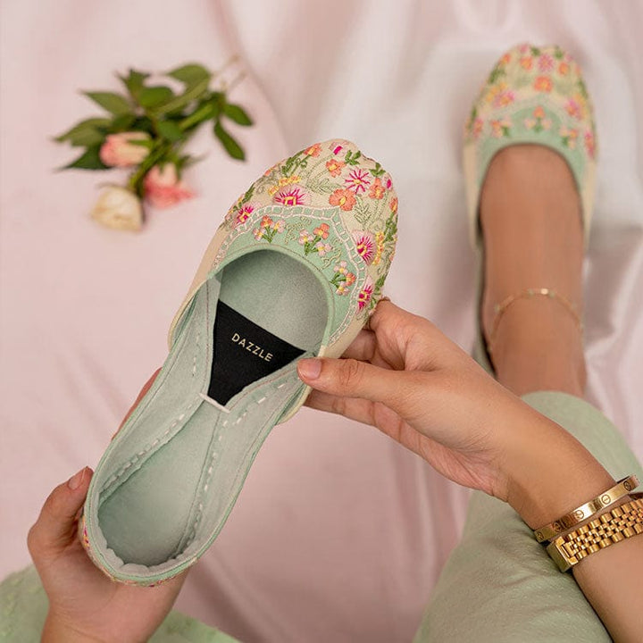 Bubble Gum-Khussa-kolhapuri-dazzle-by-sarah