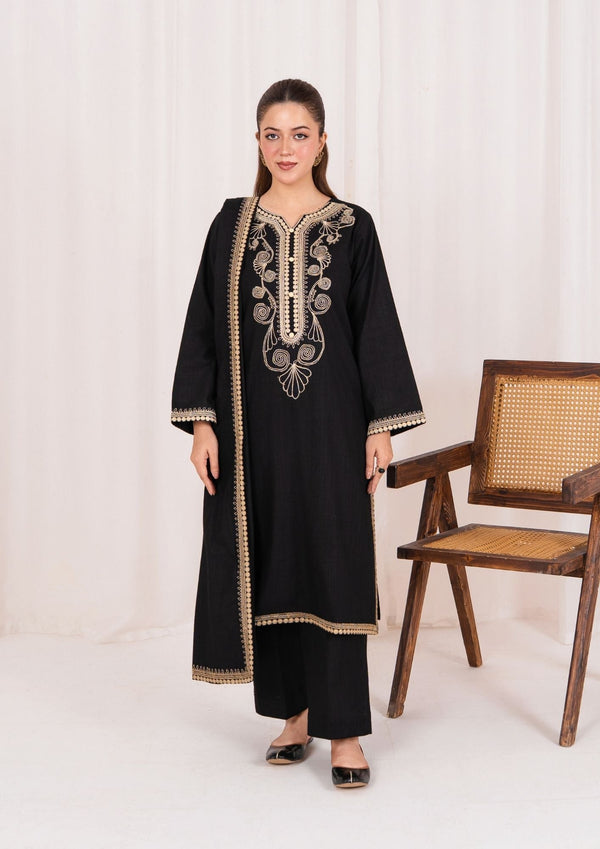 YoloPret - 3pc Embroidered Khaddar with Embroidered Border Shawl AML-W25-0024
