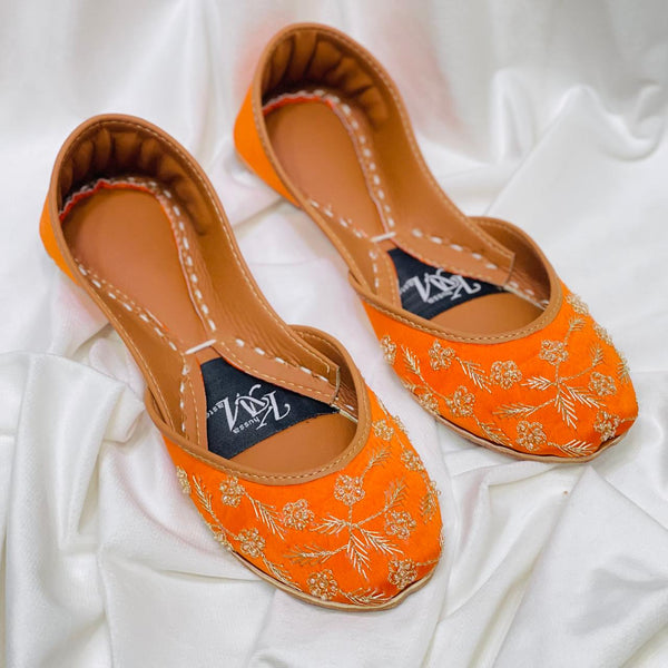 Khussa Master - CUT DANA Pakistani Ethinc Wear Khussa
