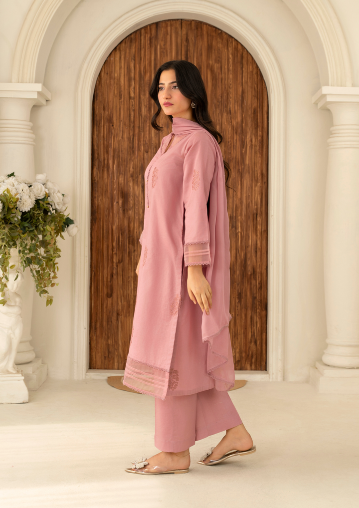 Eastka Latest Collection 2025 | Eastka 