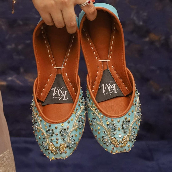 Khussa Master - PEACOCK Pakistani Ethinc Wear Khussa