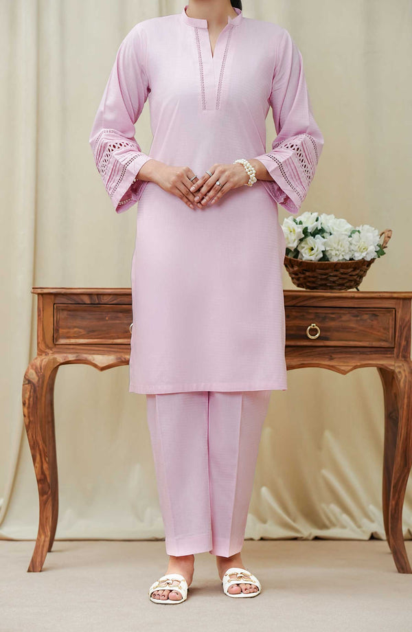 Amna Khadija - Maahe Luxe Pret Solids Drop 01   Pret D-04