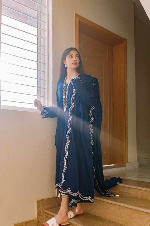 Zehra & Khadija - Mehfil 2 Pc Blue lawn scallopped kurta and dupatta