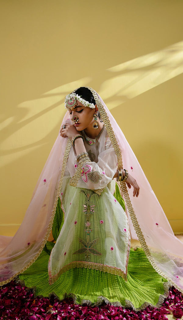 Runa Tara Lahore