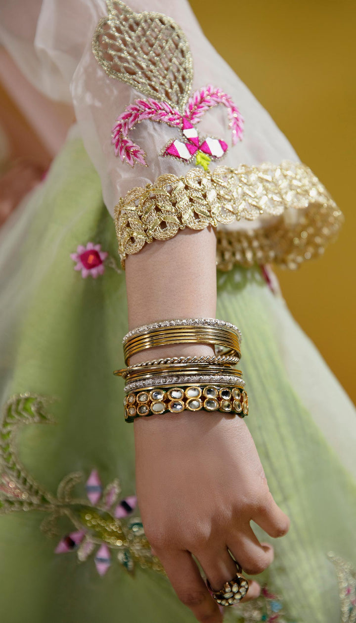 Runa Tara Lahore