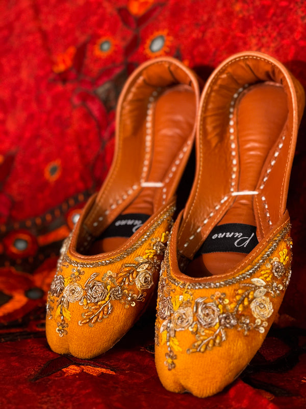 Bahawalpuri Hand Made Khussa Eastka11
