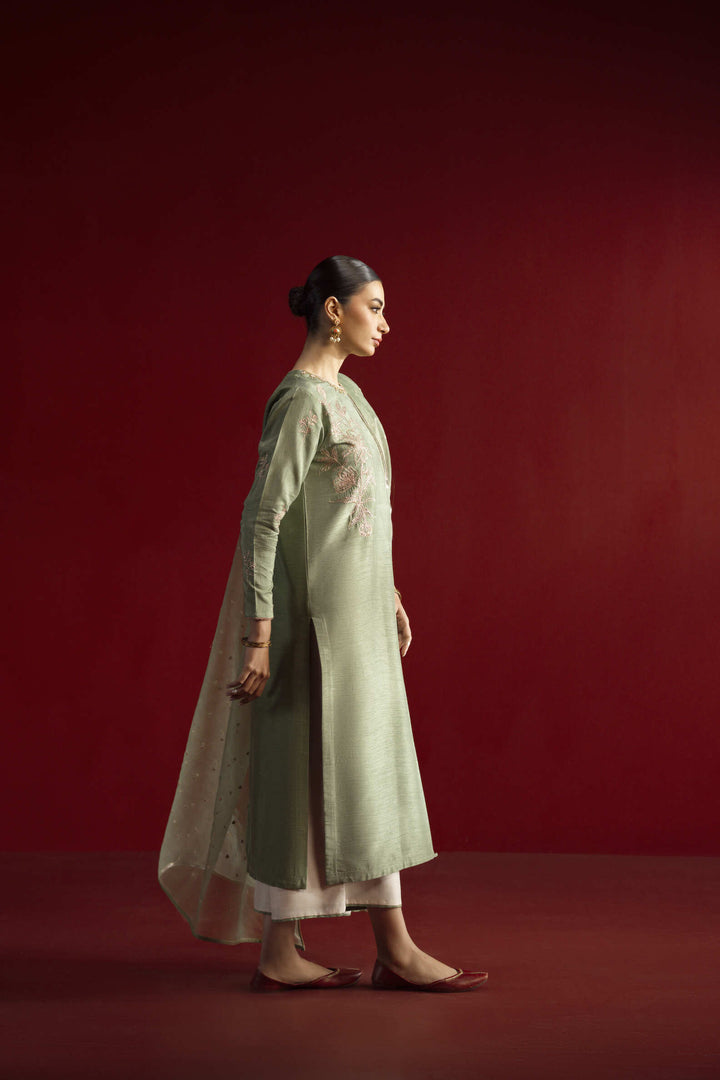 Eastka Latest Collection 2025 | Eastka 