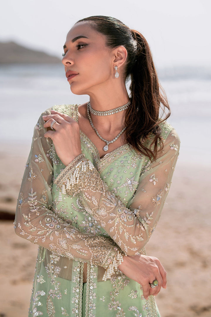 mehndi lehnga