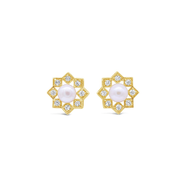 Nuqrah - Miray Pearl Tops Handcrafted Silver Jewelery With  Golden Polish
