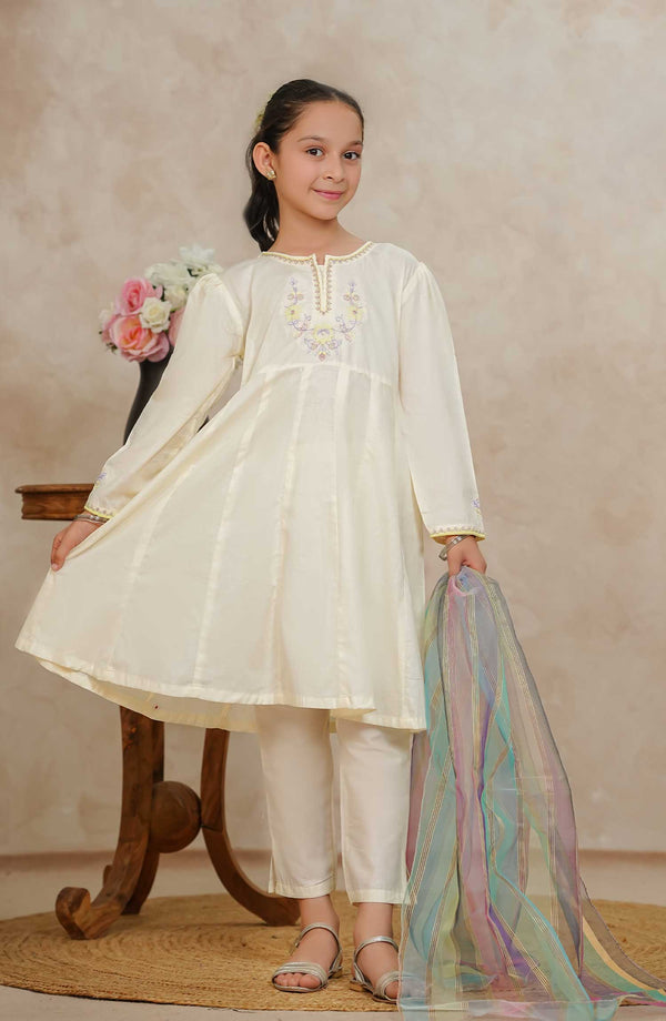 Amna Khadija - Tiny Tales   RTW Grils Collection 2025 D-01