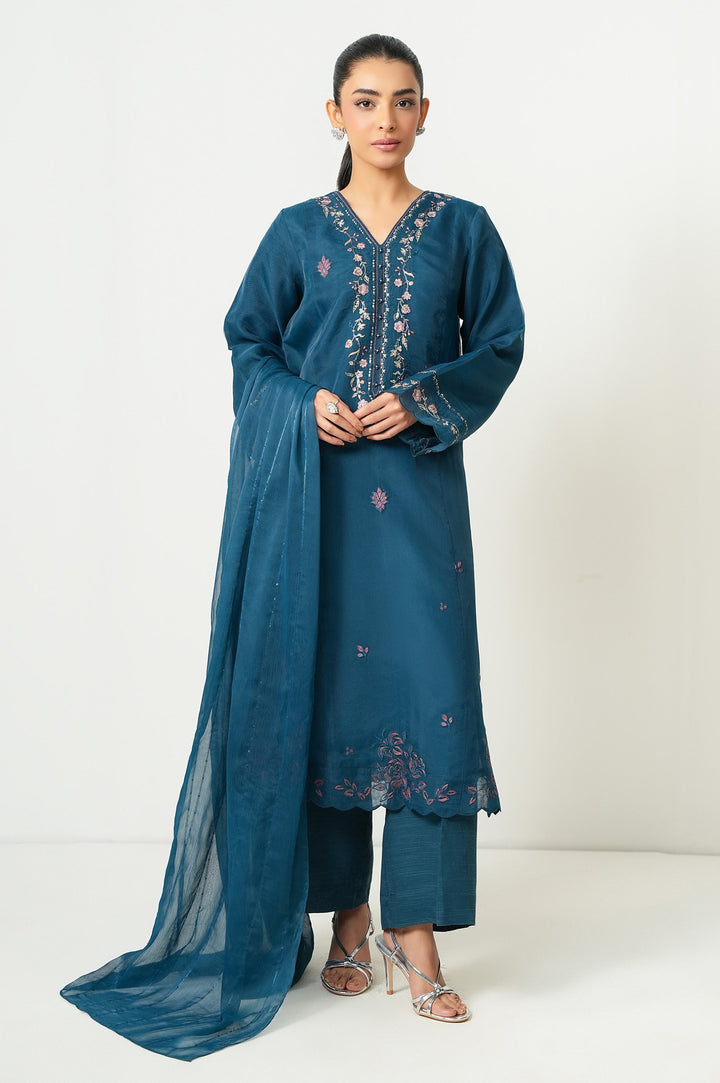Eastka Latest Collection 2025 | Eastka 
