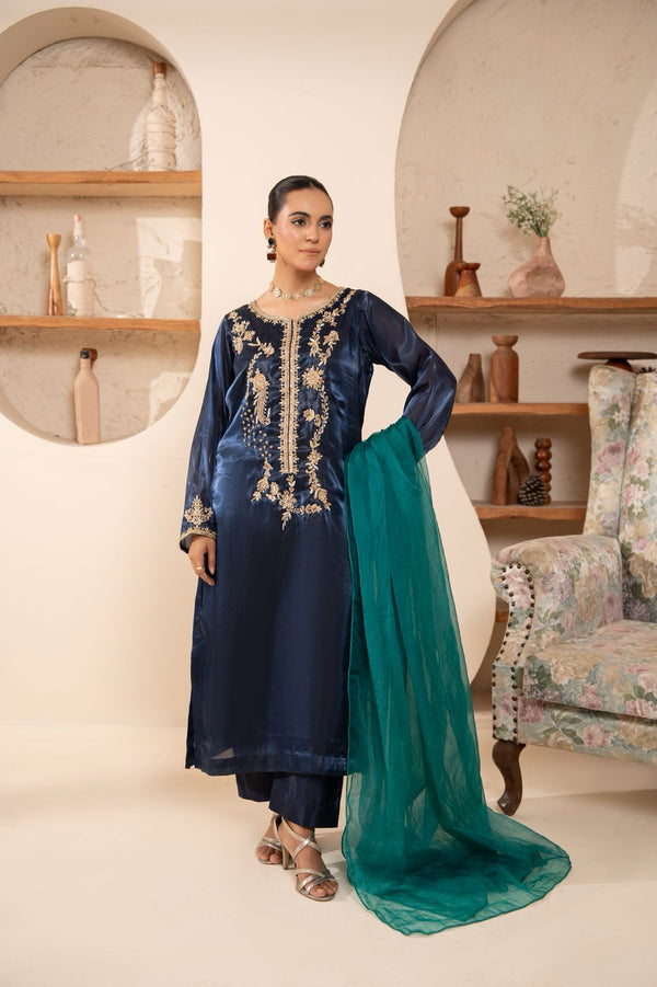 Desi Stitch - Soraya – Navy Blue  Eastern Winter Wear Pakistani Dress