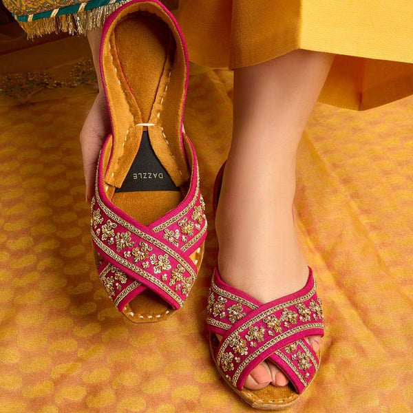 Angezah-Khussa-kolhapuri-dazzle-by-sarah
