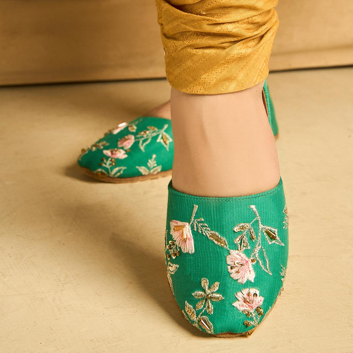 Eastka Latest Collection 2025 | Eastka 