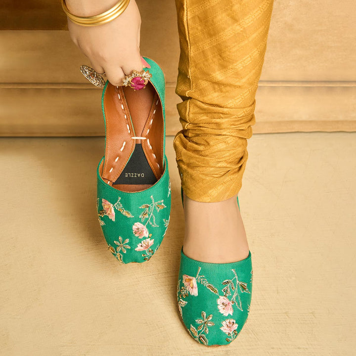 Eastka Latest Collection 2025 | Eastka 